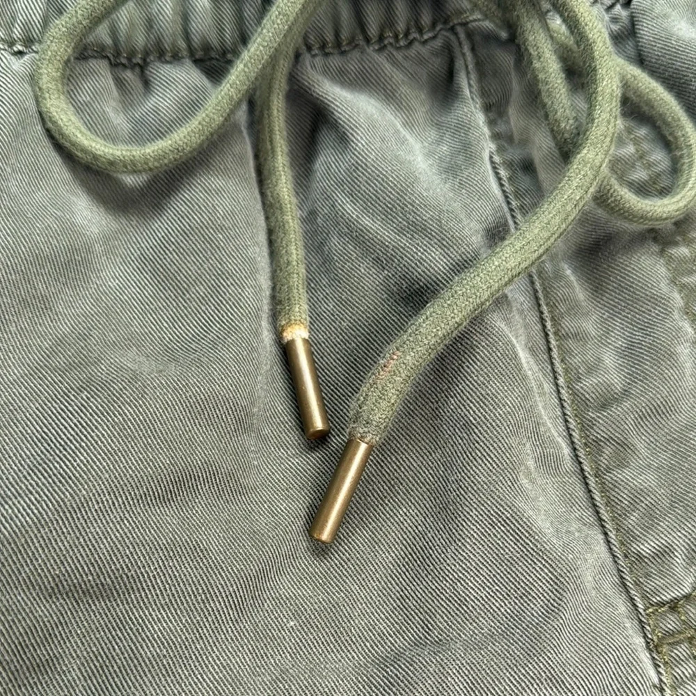 Loft Women’s Olive Green Pull On Tie Waist Casual Shorts - Picture 2 of 11